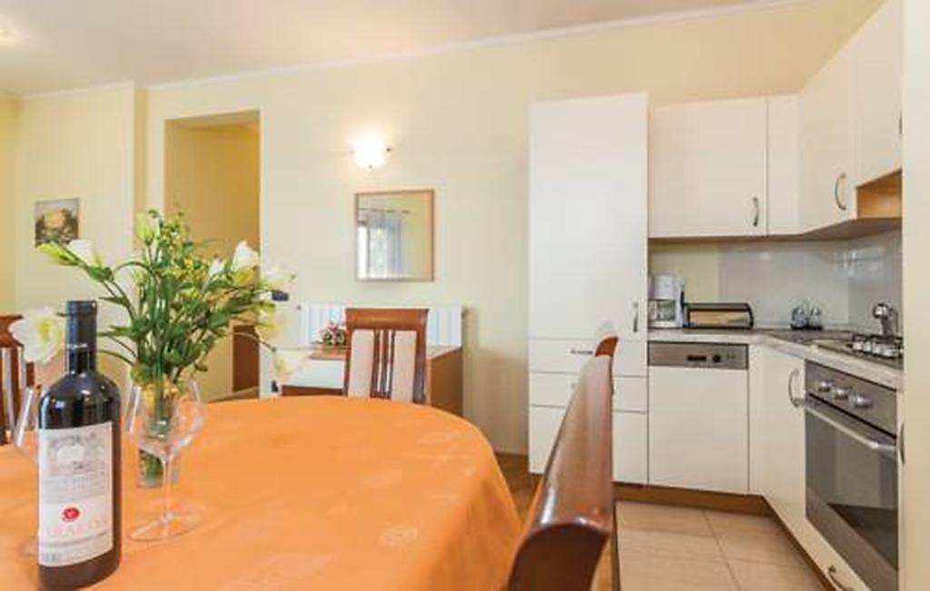 Apartments Villa Teuta อูมัค ภายนอก รูปภาพ
